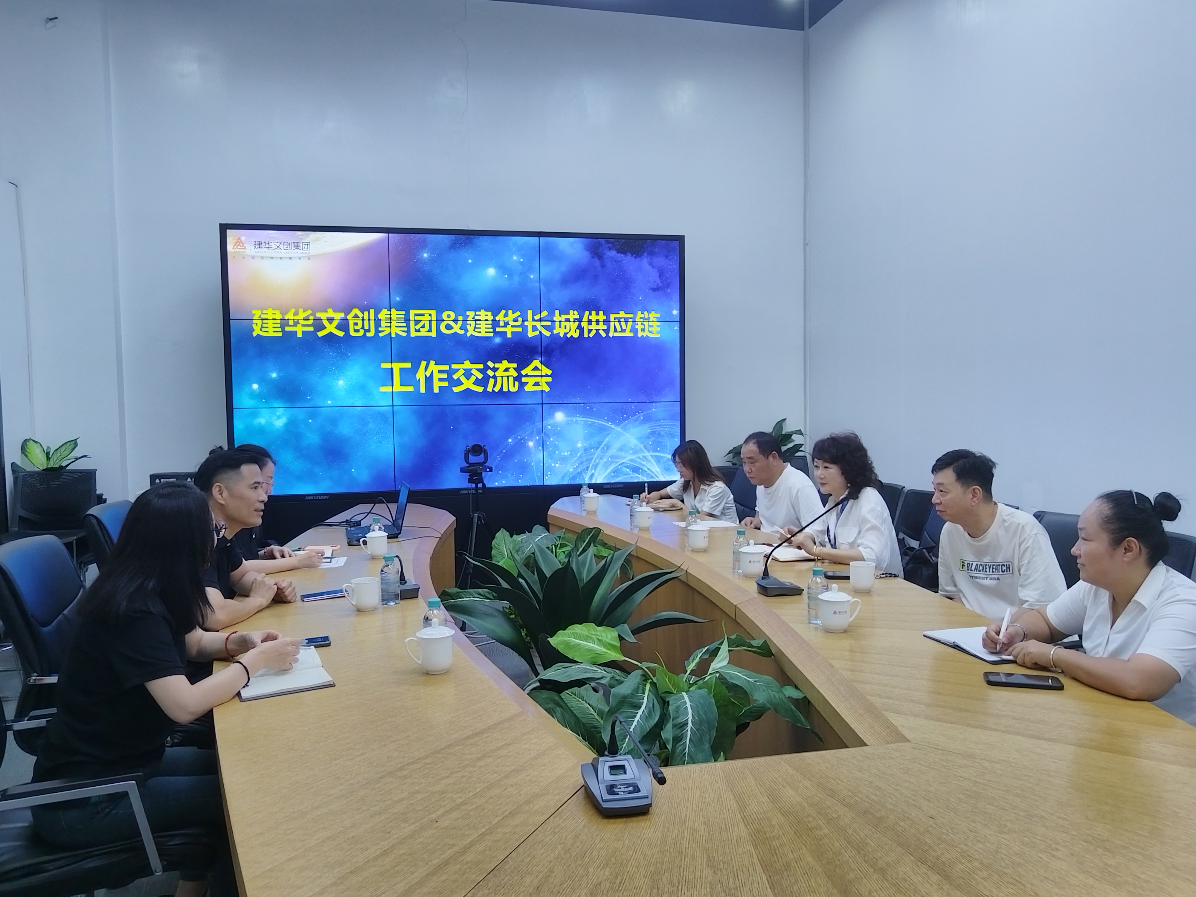 天游ty8文创集团与天游ty8长城机电公司举行事情交流会