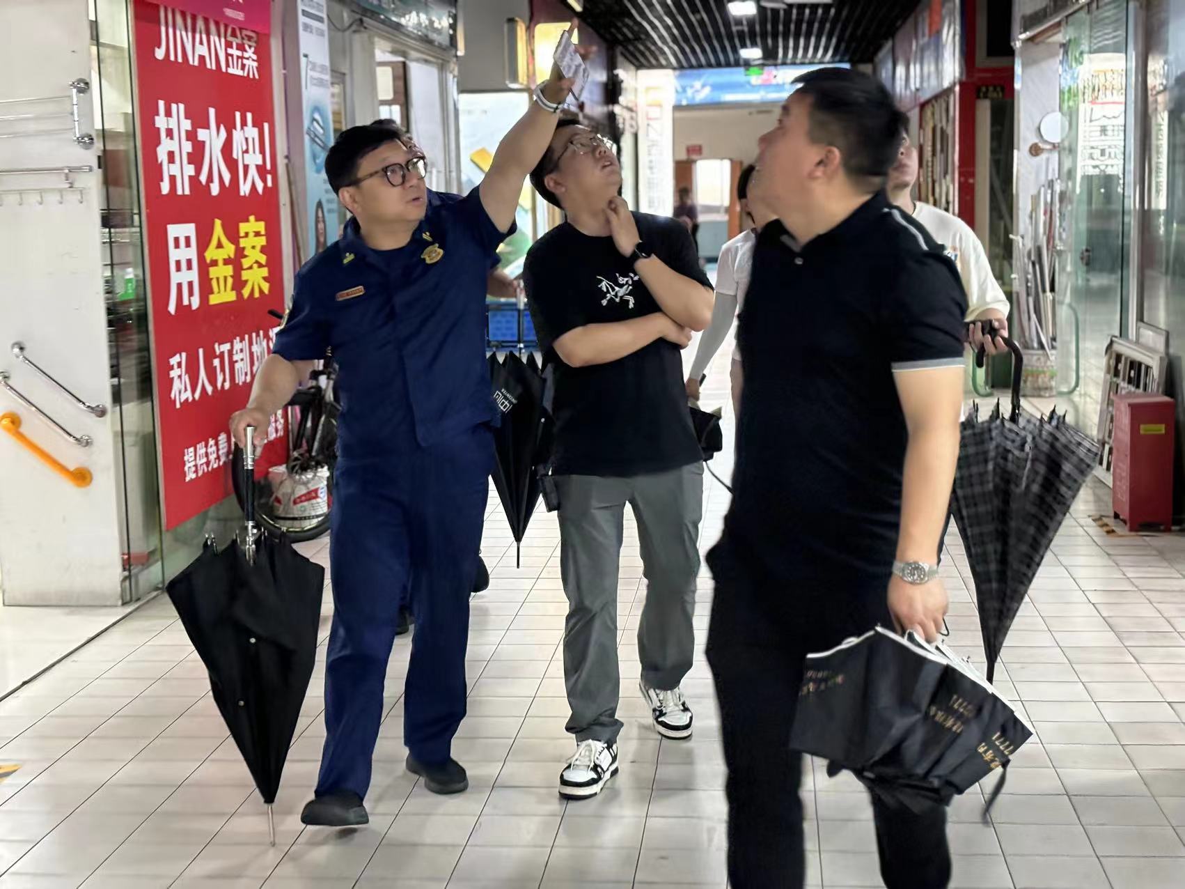 拱墅区消防大队走访检查了天游ty8市场