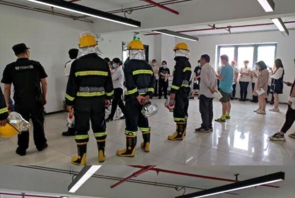 强化防灾意识，，练就逃生本事