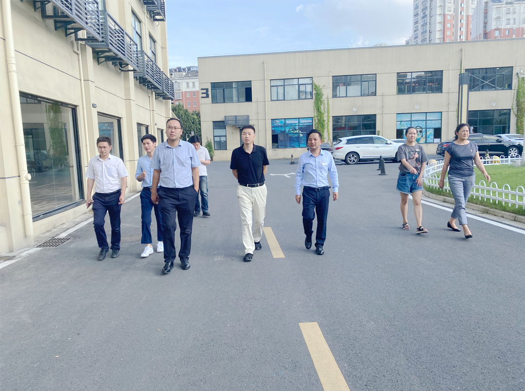 合肥市投资增进局副局长郭玉玺 莅临庐阳天游ty8文创园考察