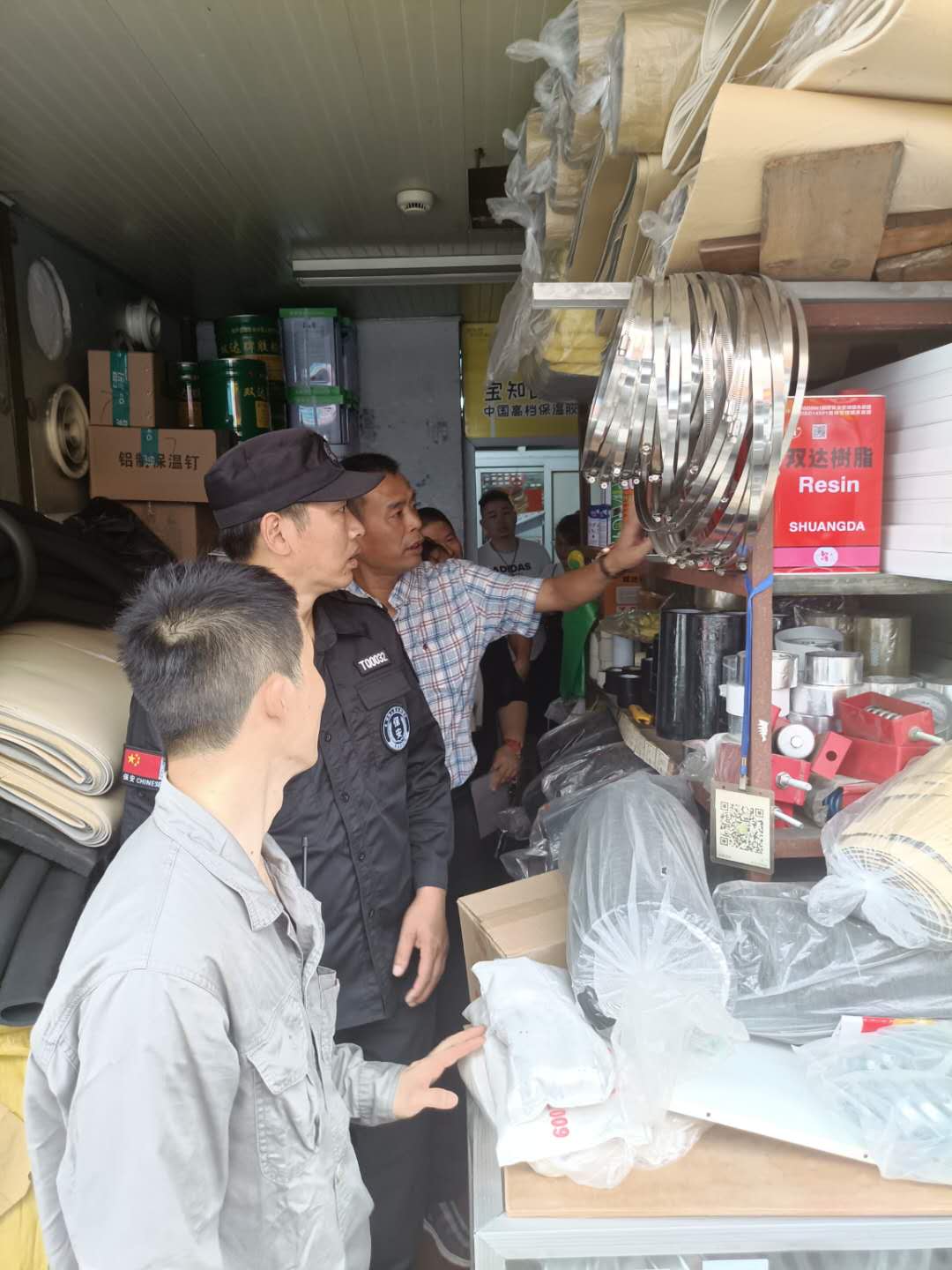 天游ty8市场开展夏日消防清静检查