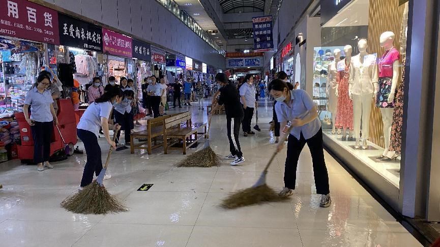 强降雨来袭！—— 钱江商城全力做好排水防汛事情